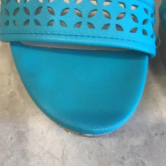 Liz Claiborne Kian Teal Laser Cut Wedge Sandals - Picture 3 of 11